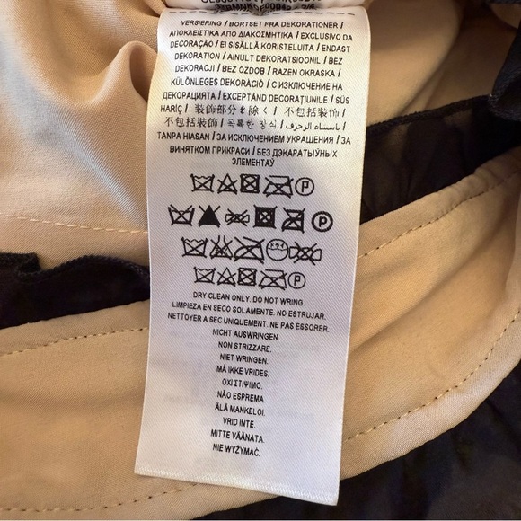 Guess Los Angeles Black Lace Wide-Leg Jumpsuit Size 10 – Floral overlays - Picture 6 of 16